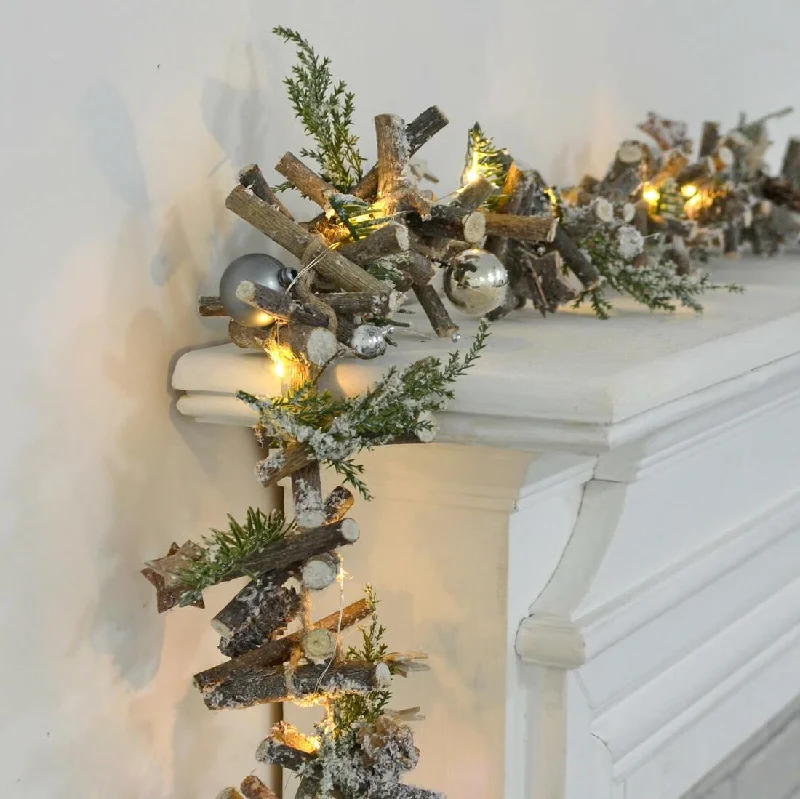 1m Pre-Lit Decorated Wooden Garland Christmas Decoration