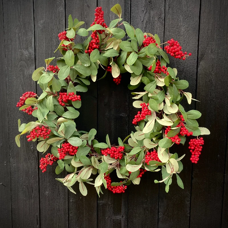 Red Berry and Foliage Wreath