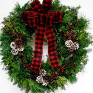 Simple Adirondack Mixed Greens Wreath